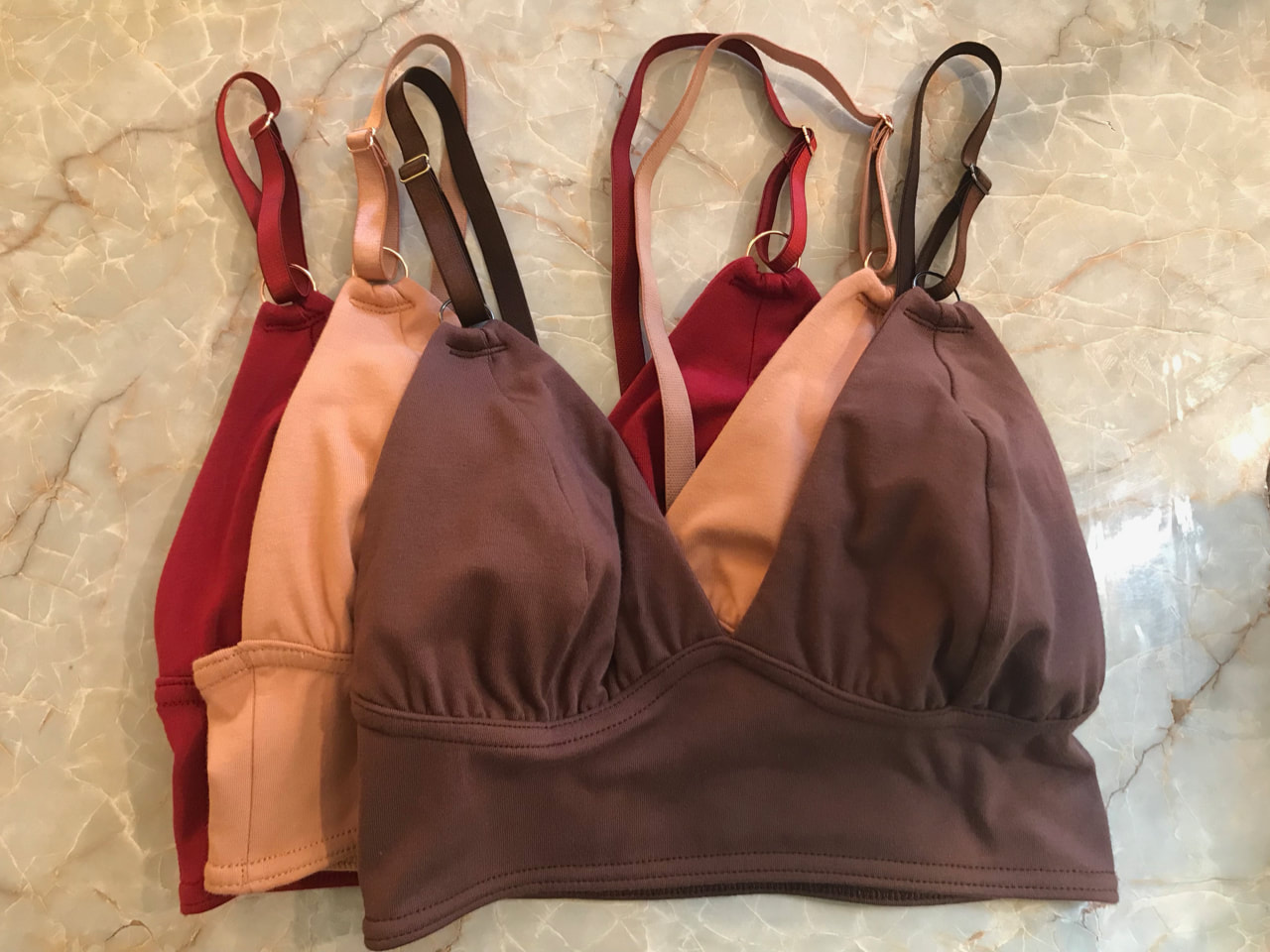 Smoothing Non Wired Plunge Bra